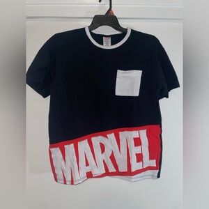 Vintage 90’s Marvel Comic spellout T-shirt size M